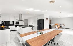 14 Trevino Close, Hoppers Crossing, Vic 3029