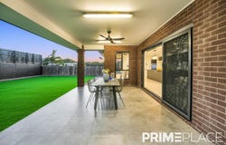 7 Dusk Street, Spring Mountain, Qld 4300