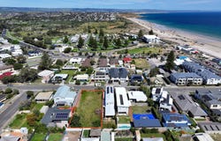 27 Fourth Avenue, Moana, SA 5169