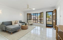 413 Farm Street, Norman Gardens, Qld 4701