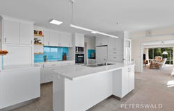 52 Nicholas Drive, Sandy Bay, Tas 7005