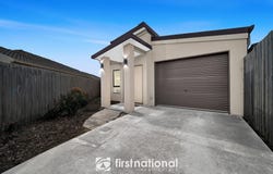 26 & 26a Damian Court, Cranbourne, Vic 3977