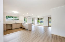 24 Bernborough Boulevard, Branyan, Qld 4670