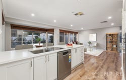 3b Curlew Way, Yangebup, WA 6164