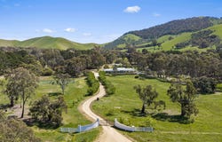 154 Ford Drive, Mansfield, Vic 3722