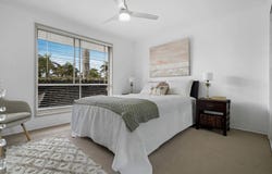 30/51 Olsen Avenue, Labrador, Qld 4215