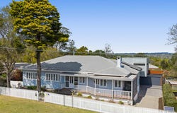 42 Jellicoe Street, Mount Lofty, Qld 4350