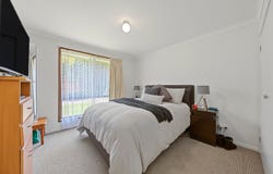 2/11 Acacia Court, Pakenham, Vic 3810