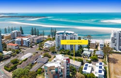 2/4 Kitchener Street, Golden Beach, Qld 4551