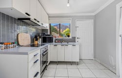 1/2 The Gums, Mount Clear, Vic 3350