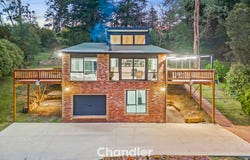 10 Banool Road, Selby, Vic 3159