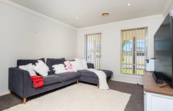 82 Cornwell Avenue, Hamilton Valley, NSW 2641