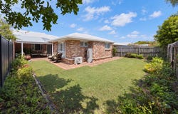 1/10 Constance Court, Victoria Point, Qld 4165