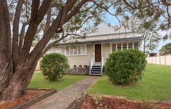 8 Hall Street, Harrisville, Qld 4307