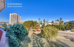 4/186-188 West Coast Hwy, Scarborough, WA 6019