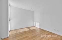 2606/8 Explortaion Lane, Melbourne, Vic 3000
