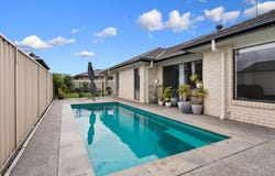 8 Mariner Avenue, Old Bar, NSW 2430