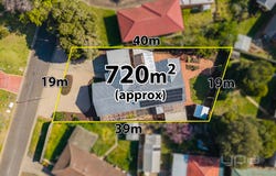 9 Yvonne Place, Melton West, Vic 3337