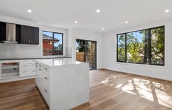2/48 Terrigal Crescent, Kilsyth, Vic 3137