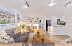 9/34 Chelsea Avenue, Broadbeach, Qld 4218