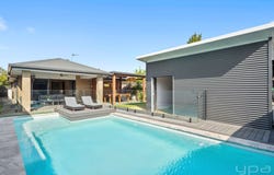 4 Benetti Crescent, Hope Island, Qld 4212