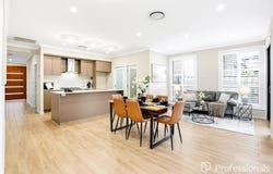 38 Tinline Street, Box Hill, NSW 2765