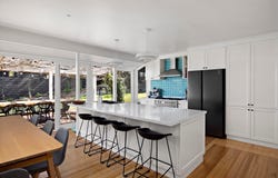 60 Walkers Road, Mount Eliza, Vic 3930