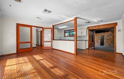 8 Carnarvon Place, Melton West, Vic 3337
