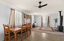 2 Peter Street, Leyburn, Qld 4365