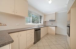17 Thornhill Crescent, Dunlop, ACT 2615