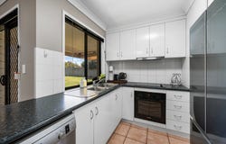 12 Rogers Drive, Highfields, Qld 4352