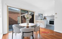 1/102a Railway Parade, Pascoe Vale, Vic 3044
