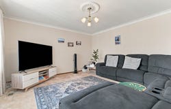 16 Boronia Crescent, Orange, NSW 2800