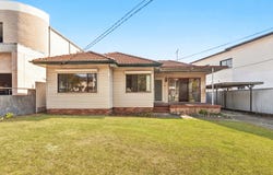 9 Illawong Crescent, Greenacre, NSW 2190