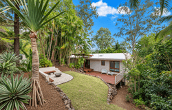 6 Warruga Street, Cannonvale, Qld 4802