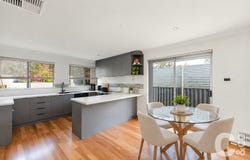 18 Lynda Crescent, Cooloongup, WA 6168