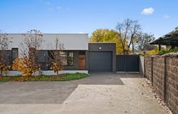 1/4 Jindivik Place, Scullin, ACT 2614