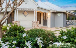30 Trecarne Street, Bridgeman Downs, Qld 4035
