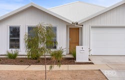 1 Callister Street, Lloyd, NSW 2650
