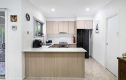 4/25 Devonshire Crescent, Oak Flats, NSW 2529