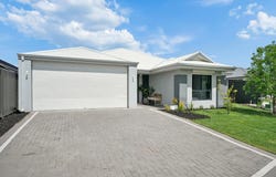 44 Hollingworth Drive, Aveley, WA 6069