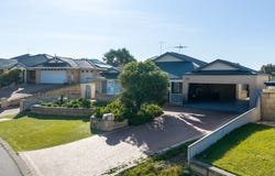 3 Caravel Way, Halls Head, WA 6210