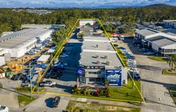 350-352 Brisbane Road, Arundel, Qld 4214