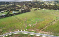 6 Golden Wattle Place, Kilmore, Vic 3764