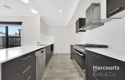 17 Kales Circuit, Kalkallo, Vic 3064