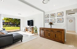 6 Hobby Close, South Penrith, NSW 2750