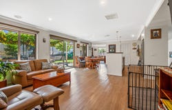 8 Three Peaks Rise, Bright, Vic 3741