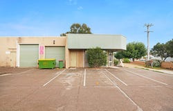 5 & 6/70-72 Clavering Road, Bayswater, WA 6053