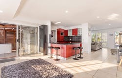52 Twelfth Avenue, Palm Beach, Qld 4221