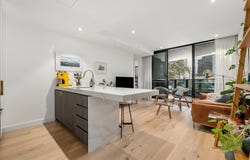 203/8 Bowen Crescent, Melbourne, Vic 3004